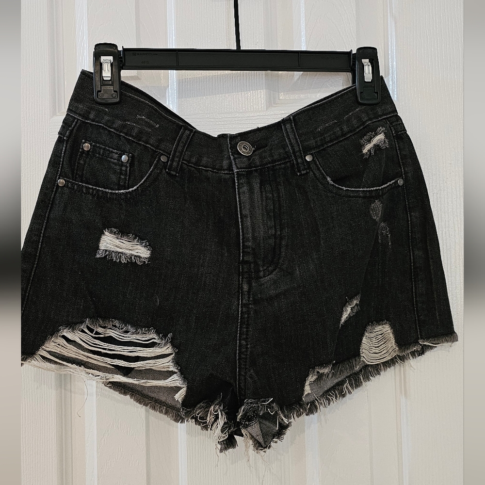 NWT POL brand Distressed Black Denim Shorts. Womens size Small